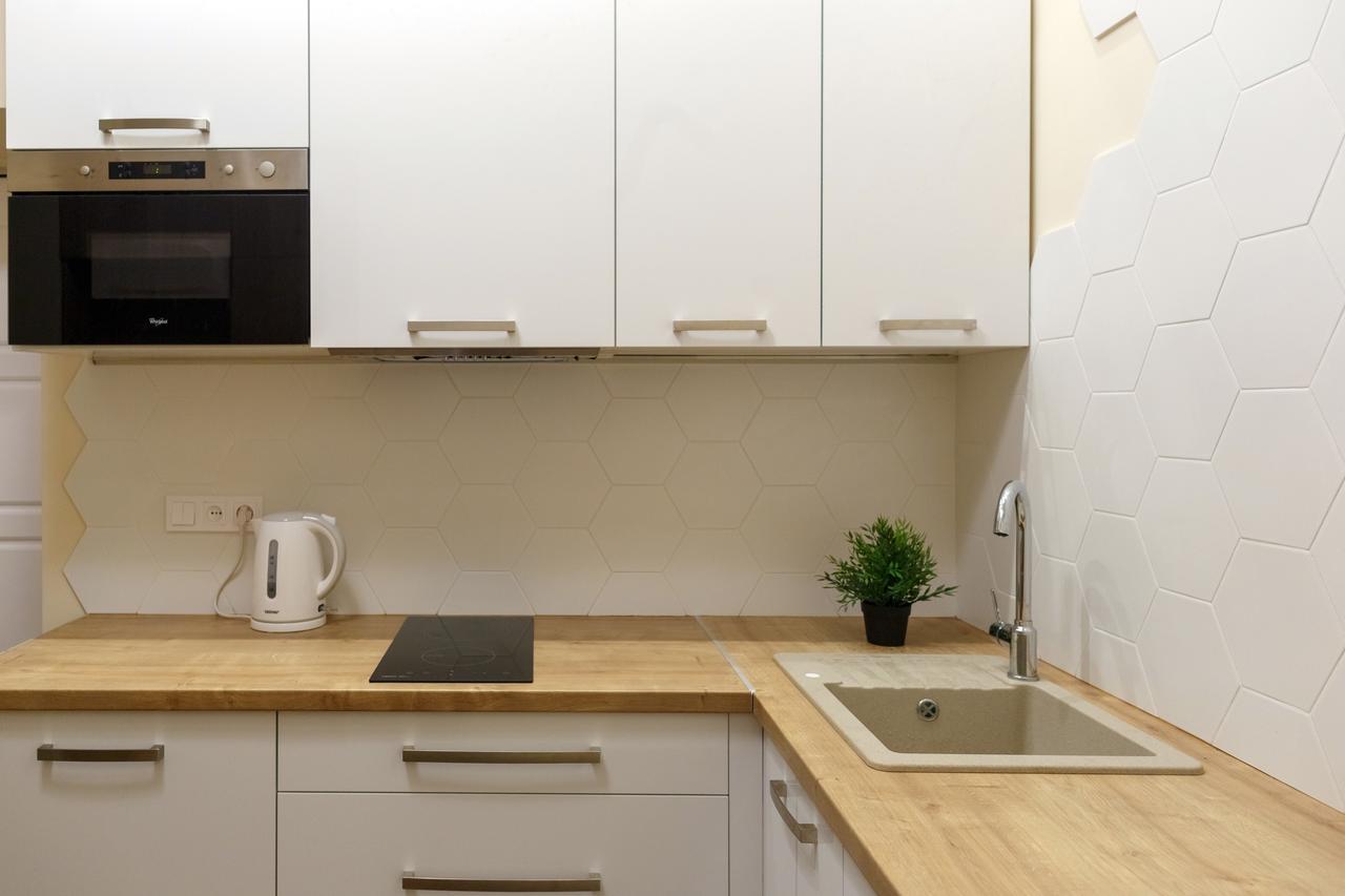 Charming Apartment In The City Center Lviv Eksteriør bilde