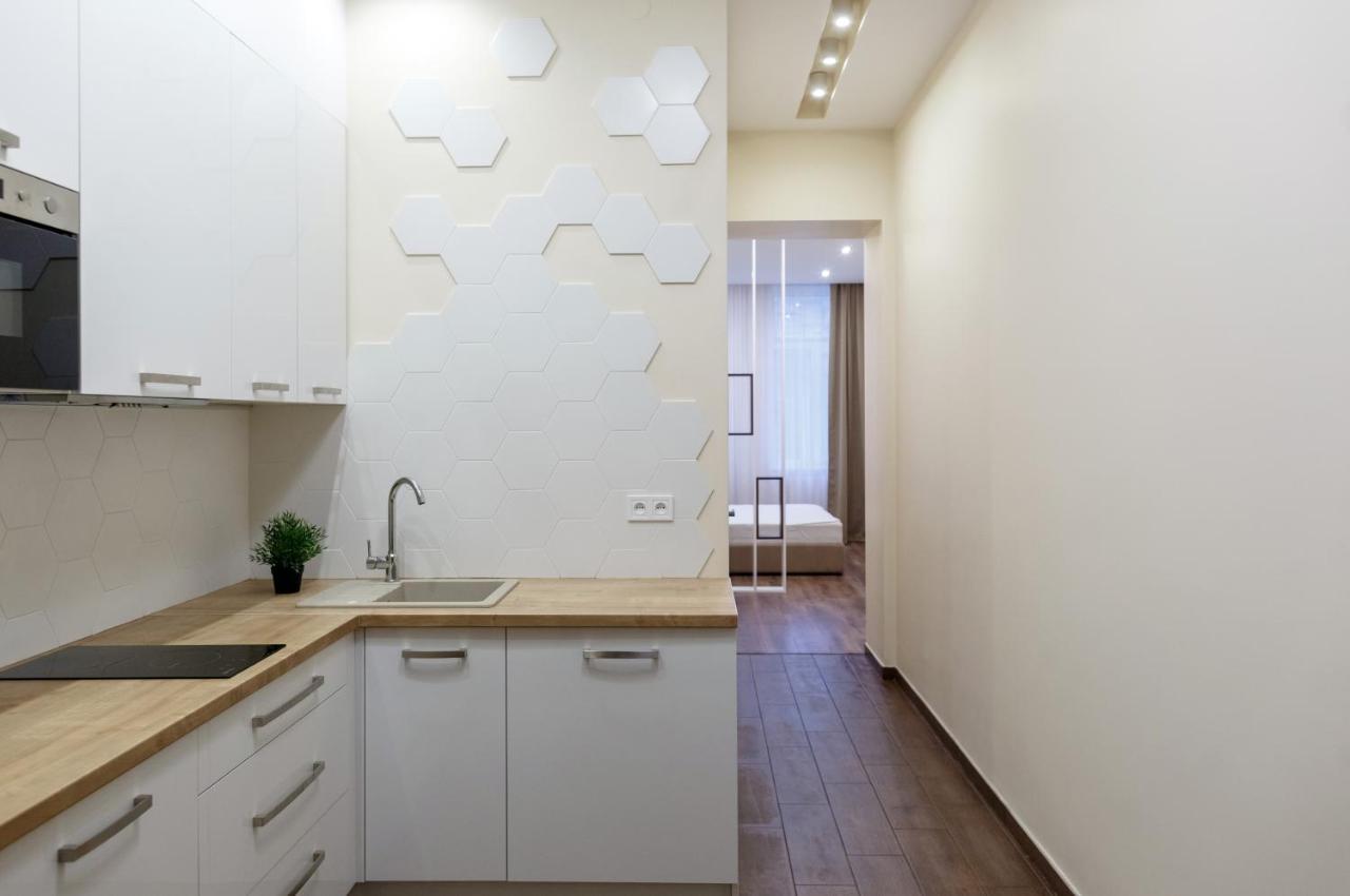 Charming Apartment In The City Center Lviv Eksteriør bilde