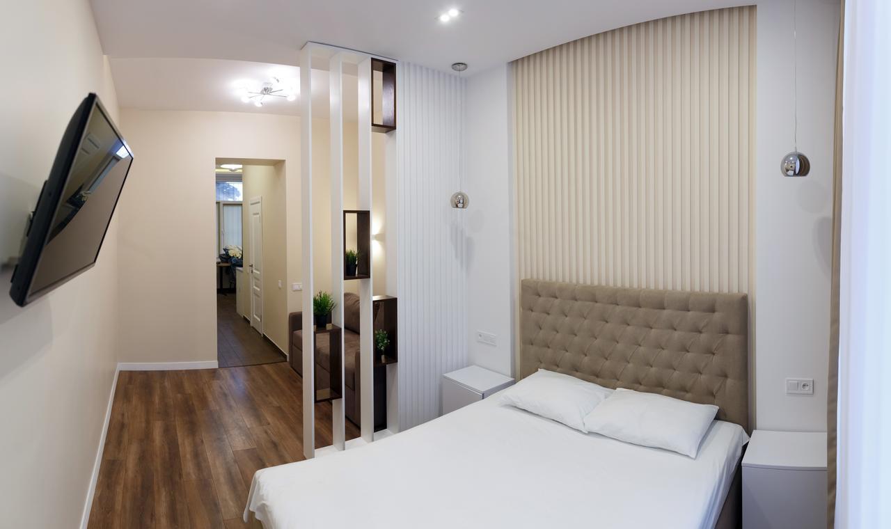 Charming Apartment In The City Center Lviv Eksteriør bilde
